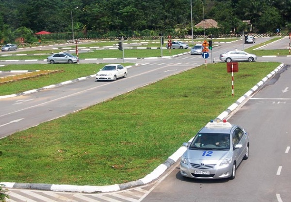 Khóa học lái xe ô tô tại Bình Thuận